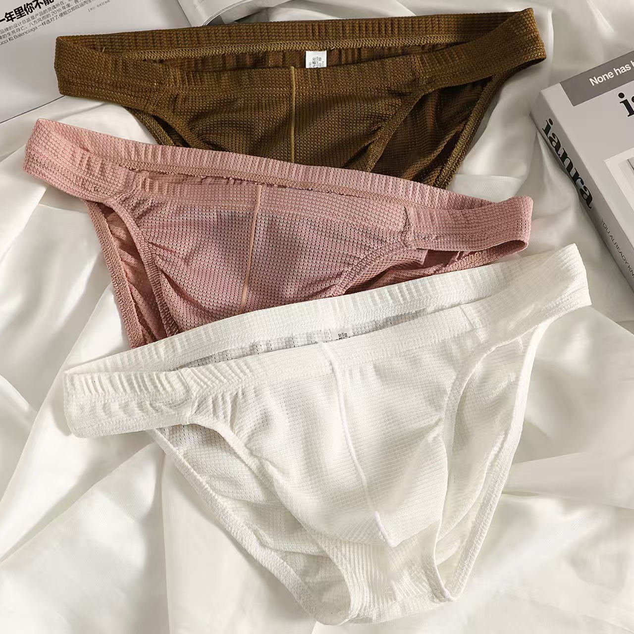 メンズ夏超薄型ボクサーブリーフアイスシルクシームレス下着セク - Boxer Shorts Modal のレビューと価格